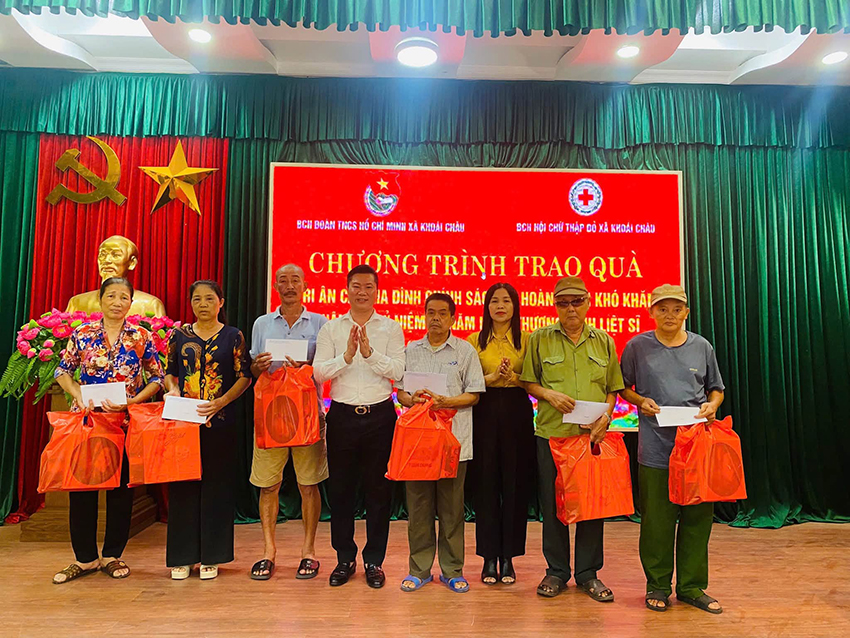 TRI ÂN THÁNG 7 - HÀNH TRÌNH Ý NGHĨA HƯỚNG VỀ CỘI NGUỒN TẠI XÃ KHOÁI CHÂU]