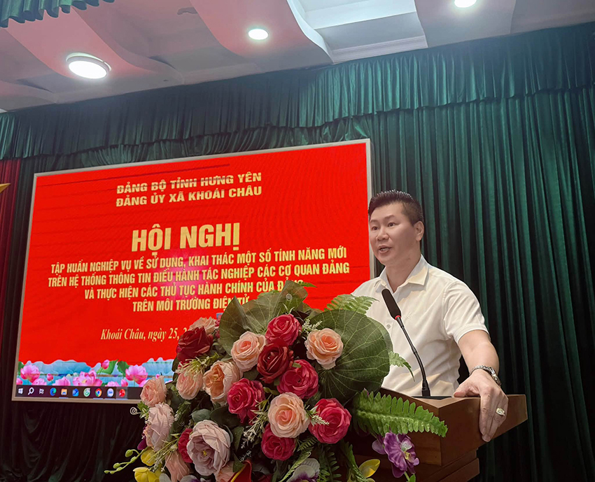 ĐẢNG ỦY XÃ KHOÁI CHÂU - TỔ CHỨC TẬP HUẤN NGHIỆP VỤ SỬ DỤNG, KHAI THÁC HỆ THỐNG THÔNG TIN ĐIỀU HÀNH TÁC NGHIỆP VÀ THỰC HIỆN THỦ TỤC HÀNH CHÍNH CỦA ĐẢNG TRÊN MÔI TRƯỜNG ĐIỆN TỬ