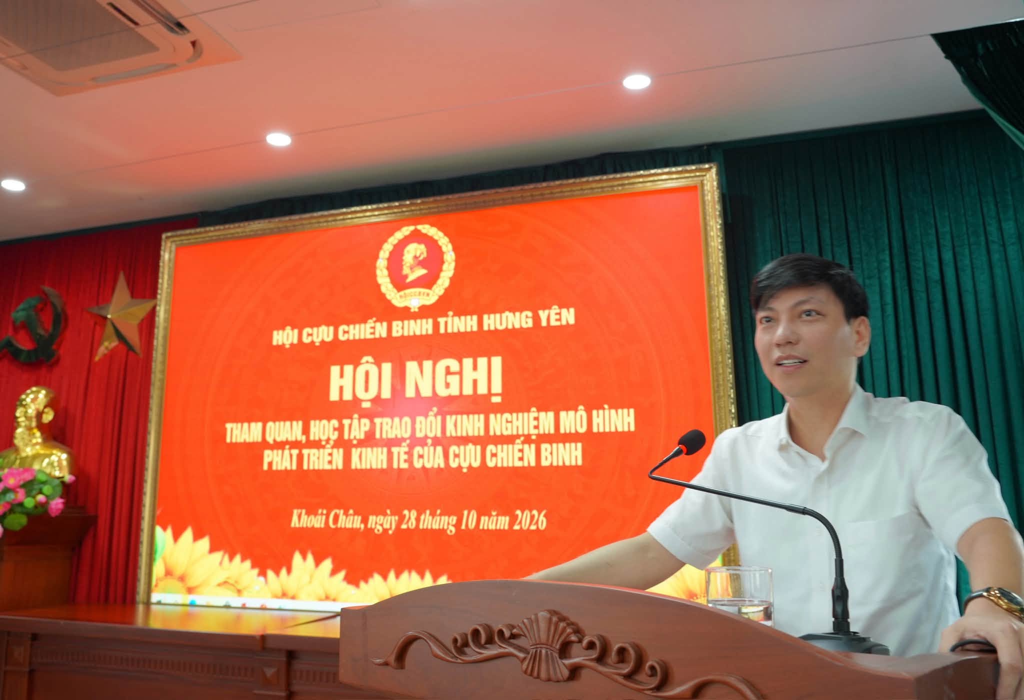 HỘI CỰU CHIẾN BINH TỈNH HƯNG YÊN THAM QUAN, HỌC TẬP KINH NGHIỆM CÁC MÔ HÌNH PHÁT TRIỂN KINH TẾ, XÂY DỰNG NÔNG THÔN MỚI TẠI XÃ KHOÁI CHÂU